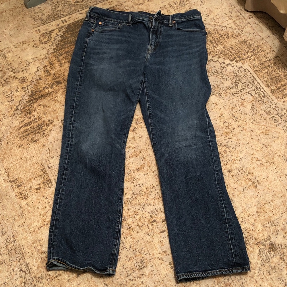 American Eagle Outfitters Men's Straight Jeans in Dark Blue Wash